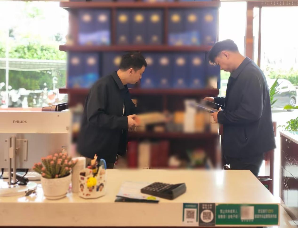 赛场外的“助攻手”
